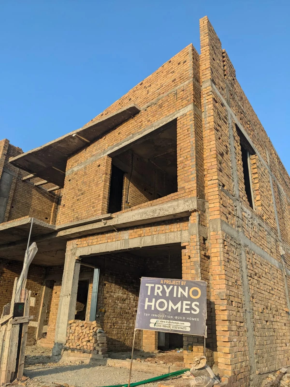 10 Marla Grey Structure ongoing in Parkview City