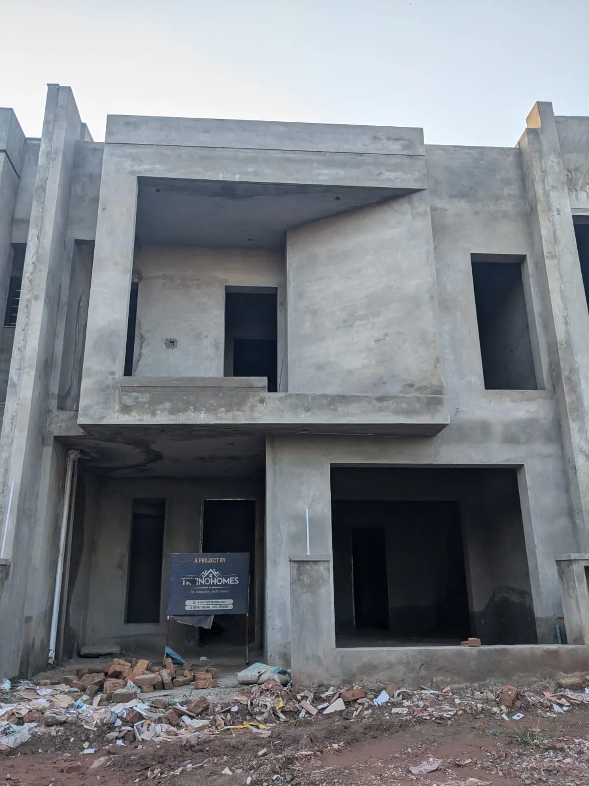 Grey Structure construction by Tryino Homes in Parkview City
