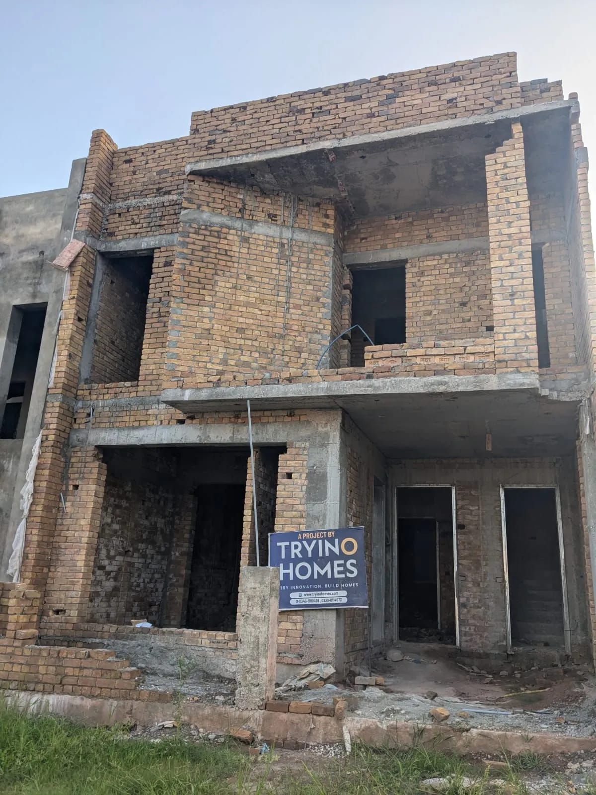 Grey Structure construction by Tryino Homes in Parkview City